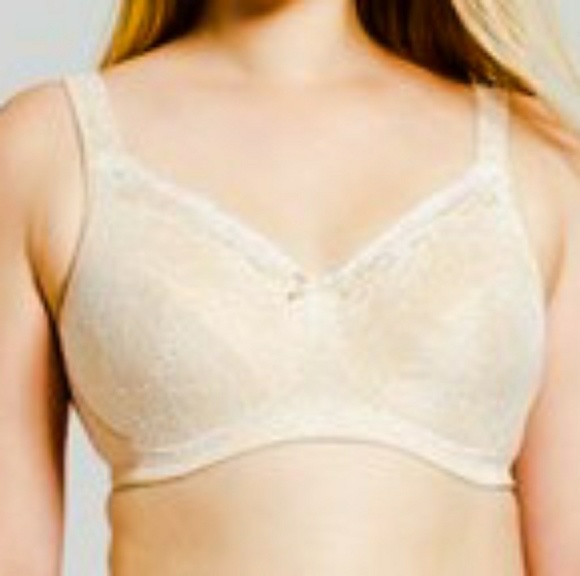 Playtex Other - Playtex 18 Hour Wirefree Perfect Lift Lace Bra 36C Playtex Other - Playtex 18 Hour Wirefree Perfect Lift Lace Bra 36C